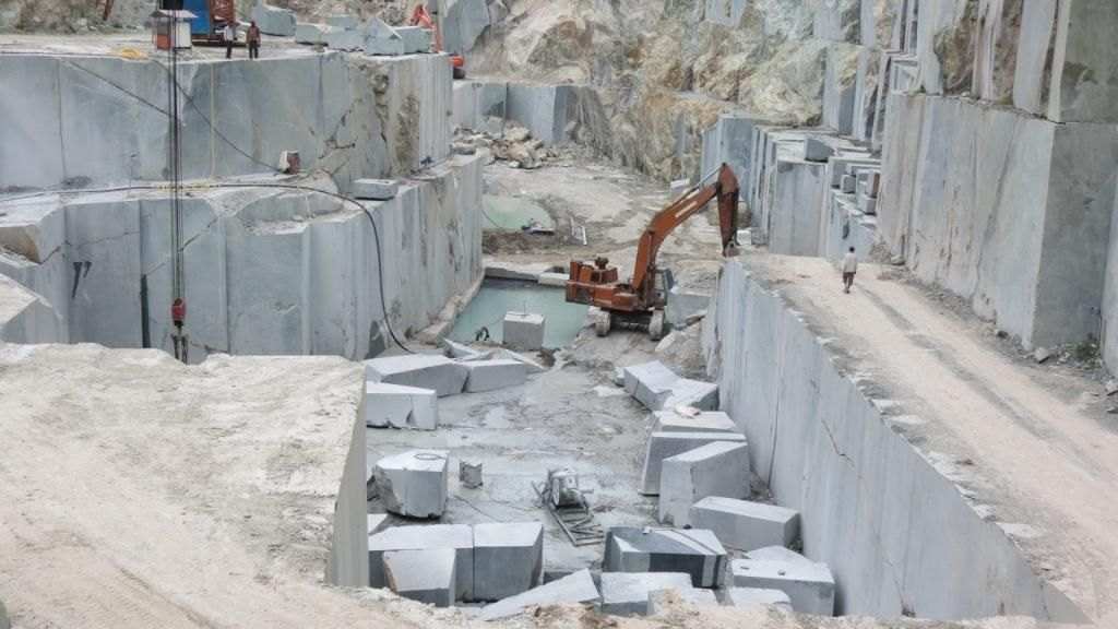 mining-block-yard-10.jpg